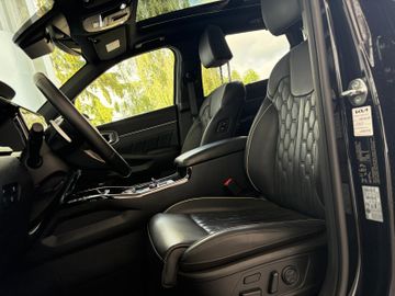 KIA Sorento - 5