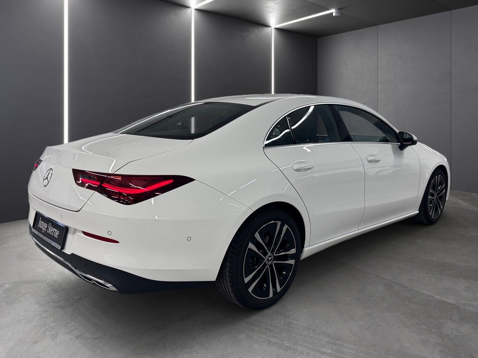 Fahrzeugabbildung Mercedes-Benz CLA 180 Progressive *Kamera*LED*MBUX-Premiu*PDC*