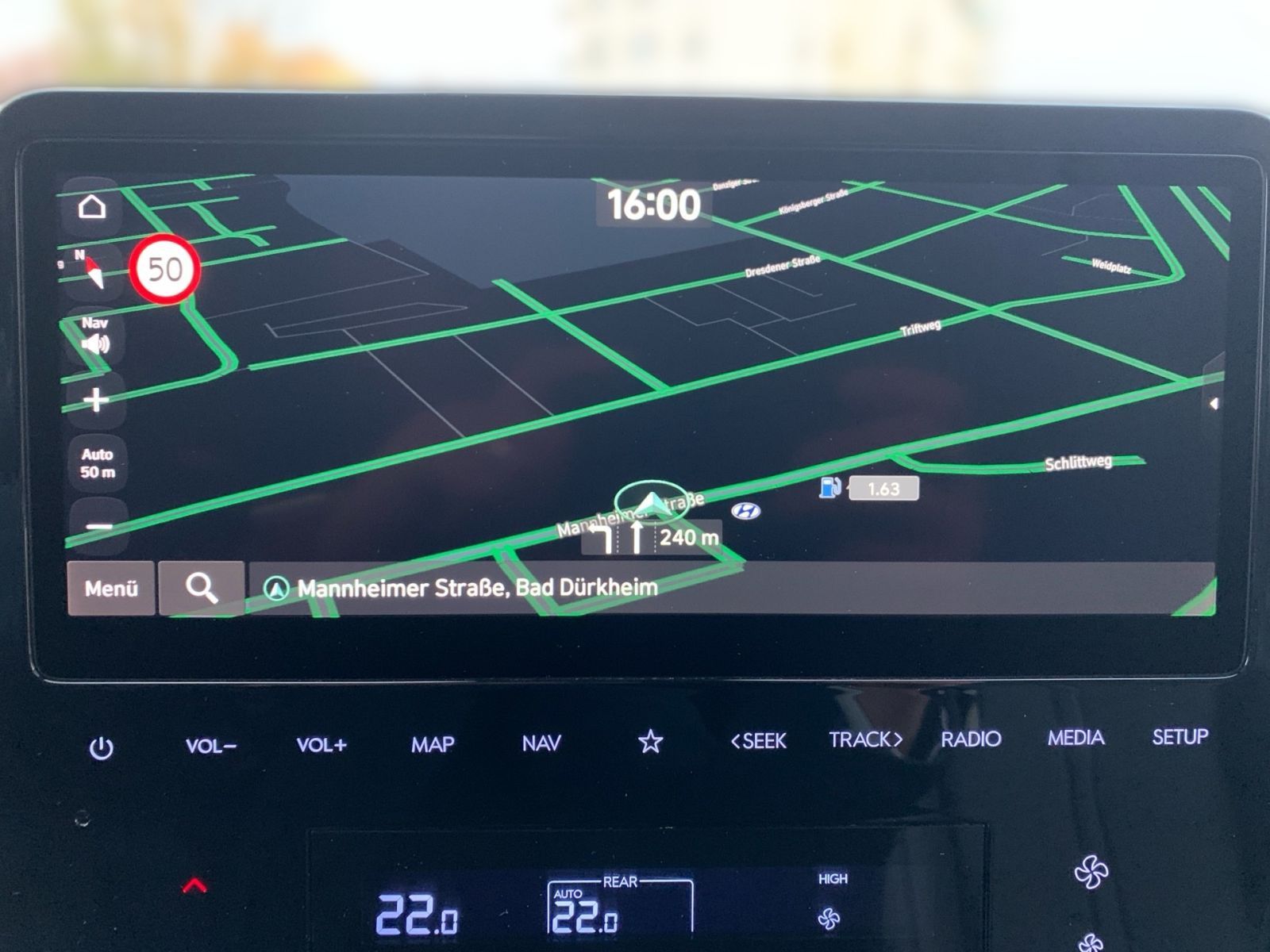 Fahrzeugabbildung Hyundai STARIA 2.2 CRDi Signature 4WD Leder AHK