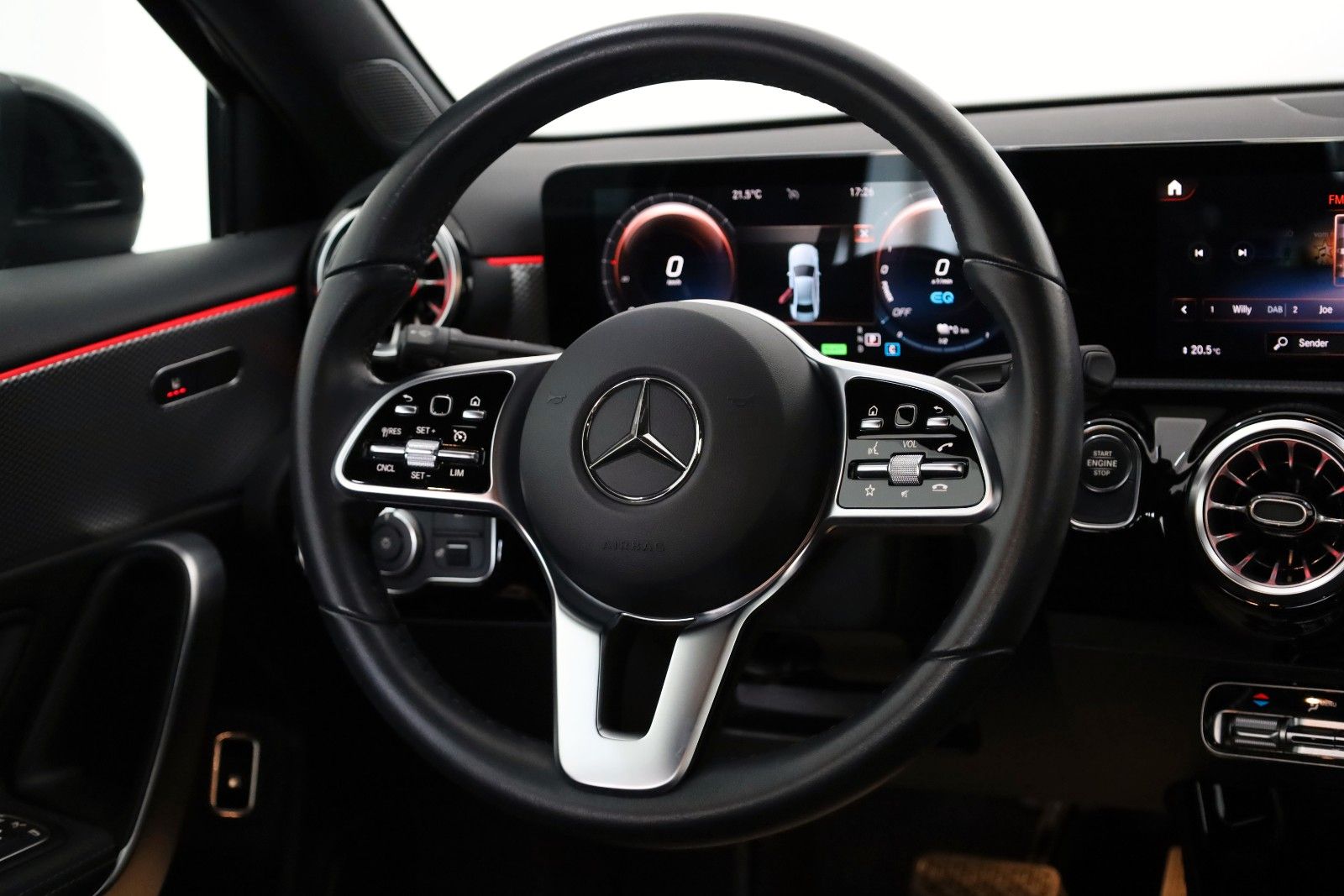 Fahrzeugabbildung Mercedes-Benz A 250 e Progressive Lim.,Leder,Navi,LED,Kamera