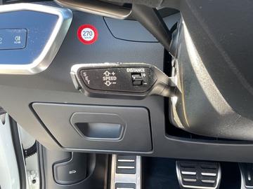 2025 AUDI RS6 — миниатюра 24
