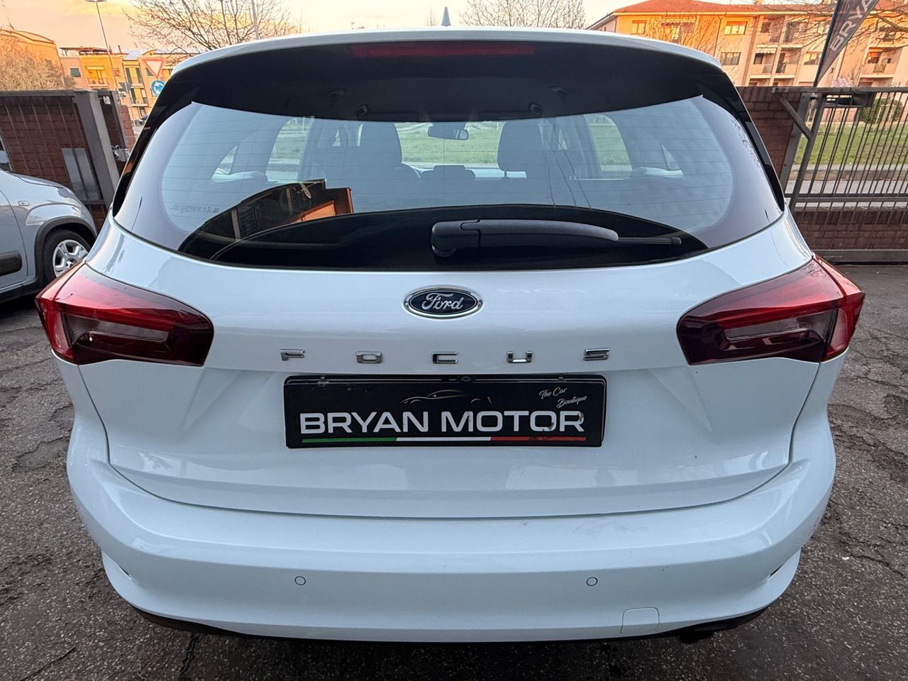 Ford Focus 1.5 EcoBlue 120 CV automatico SW Busi imagem 3