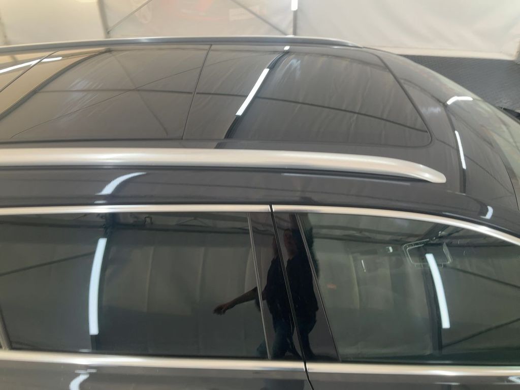 VW Passat Variant Highline 2,0TDI 4Motion DSG Pano VW Passat Variant Highline 2,0TDI 4Motion DSG Pano