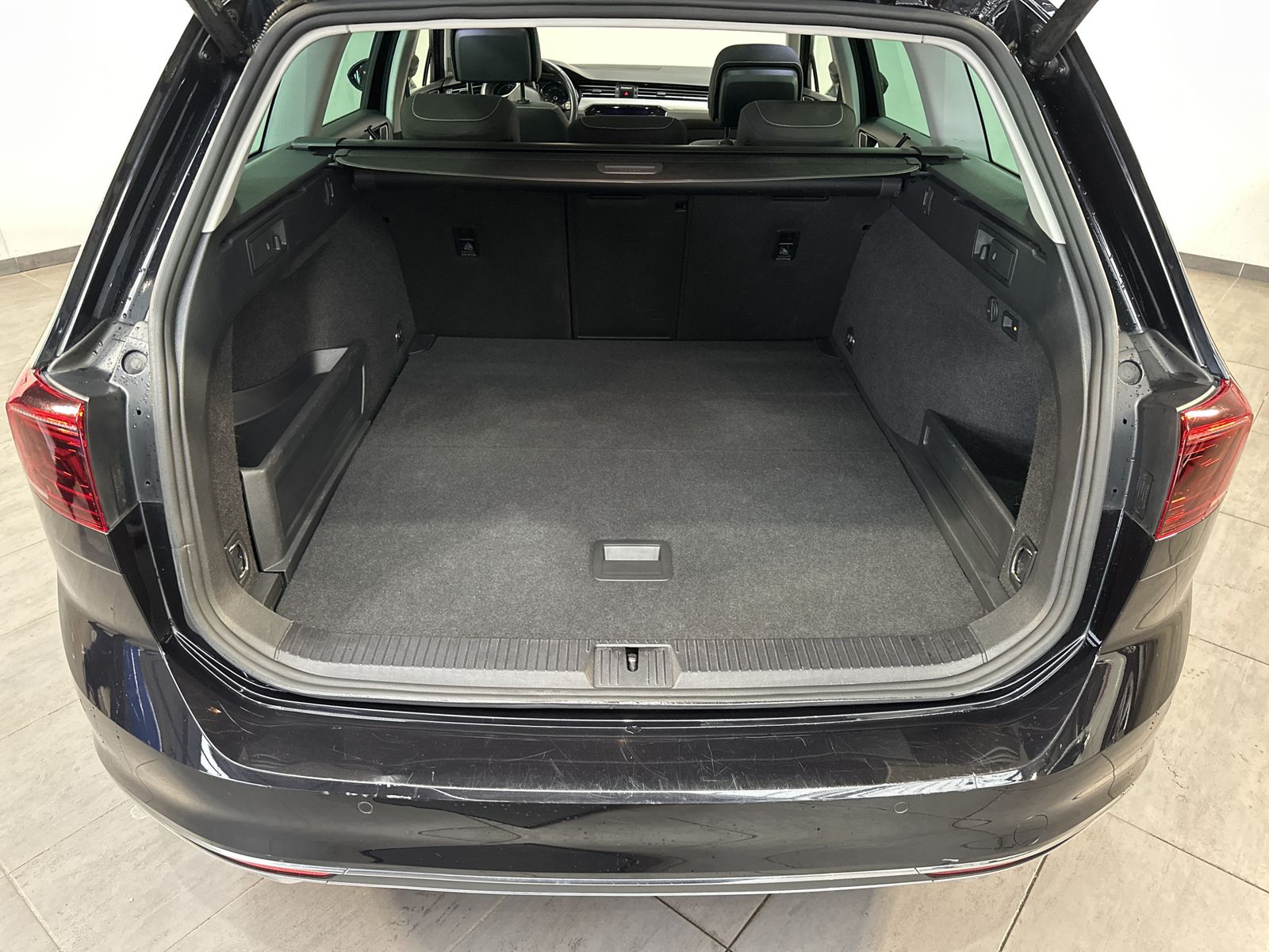 Fahrzeugabbildung Volkswagen Passat Variant GTE NAV+MATRIX+ACC+PANO+AHK+17ZO