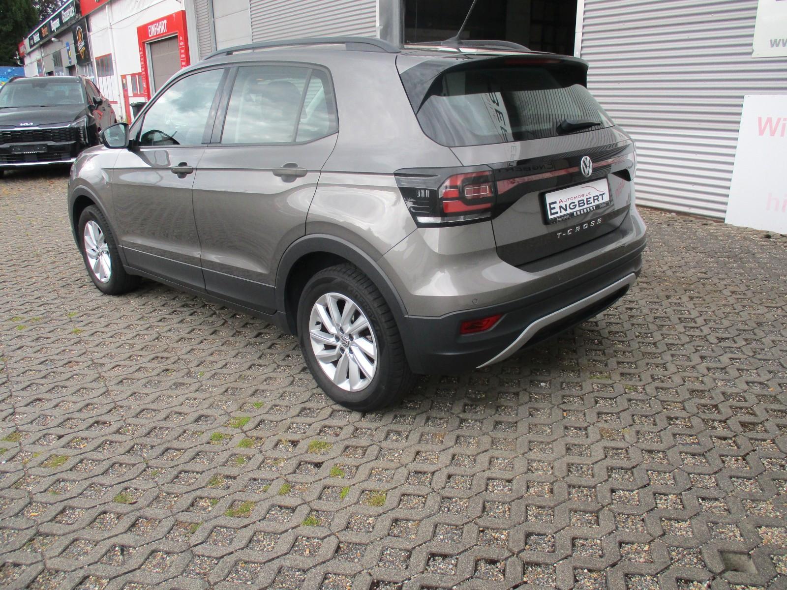 Volkswagen T-Cross 1.0i Life *Sitzhz*AWR*Freisprechanl*