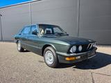 BMW 525i Klassiker-mit neuem TÜV-Erstlack - BMW 525 aus 1985