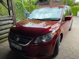 Volkswagen Routan SEL - Volkswagen mit LPG-Antrieb: Kleinbus