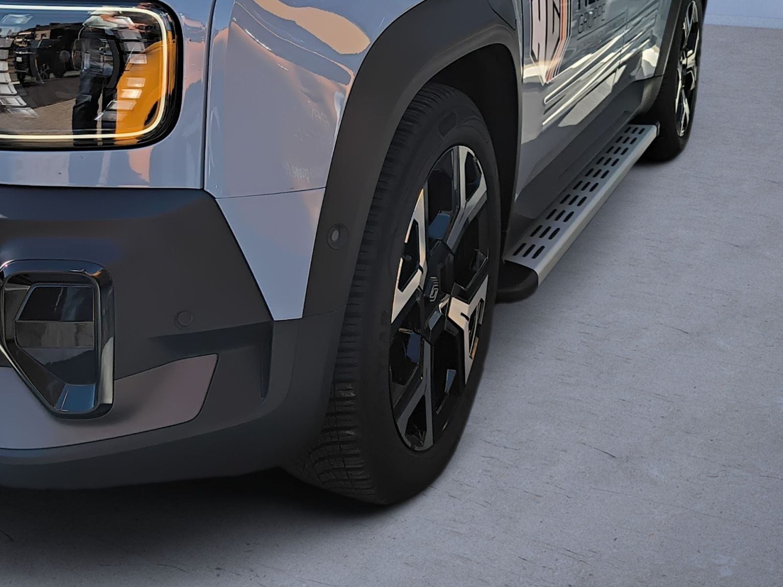 Fahrzeugabbildung Renault 4 E-Tech Techno 150 Comfort Range *NAVI*ALU*Ganz