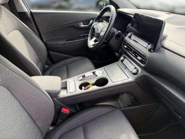 Fahrzeugabbildung Hyundai KONA Trend Elektro 2WD +NAVI+KLIMA+LED+RFK+UVM+