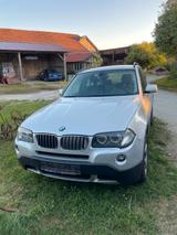 BMW X3 3.0i  - BMW iX3 von privat