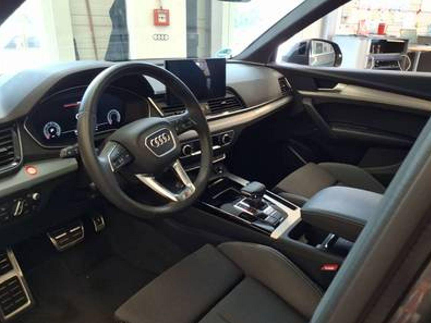 Audi Q5 Sportback S LINE BUSINESS 50TDI QUATTRO AHK.L