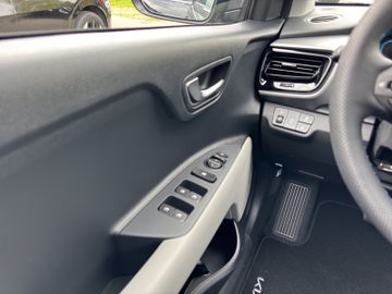 Kia STONIC 1.0T 100 48V DCT NIGHTLINE *LED*NAVI*