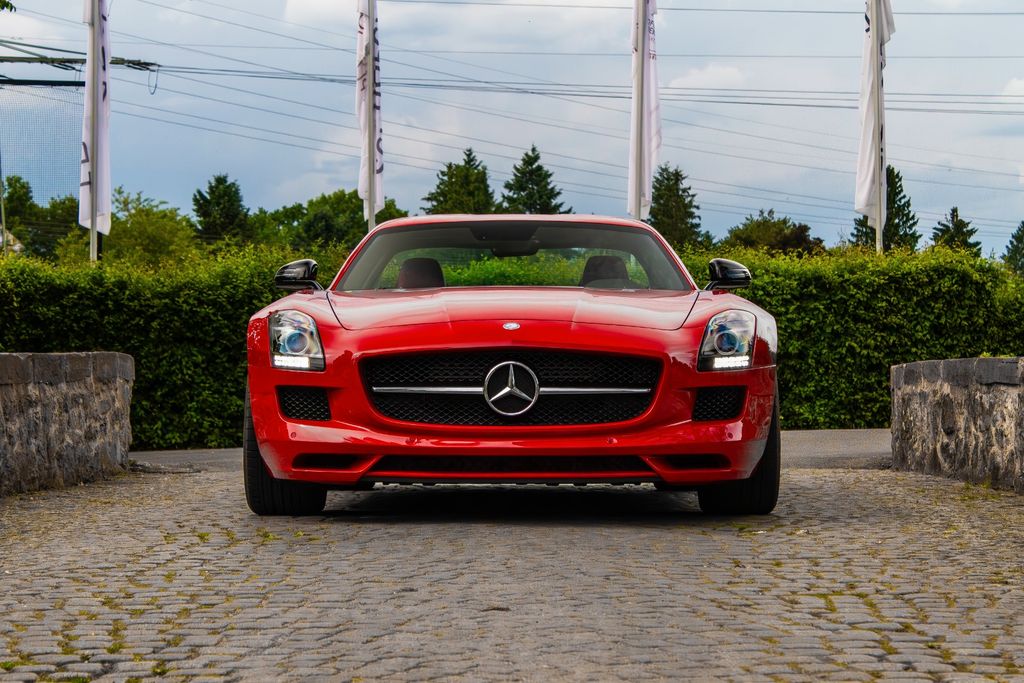 MERCEDES-BENZ SLS 2014