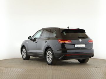 Volkswagen Touareg - 6