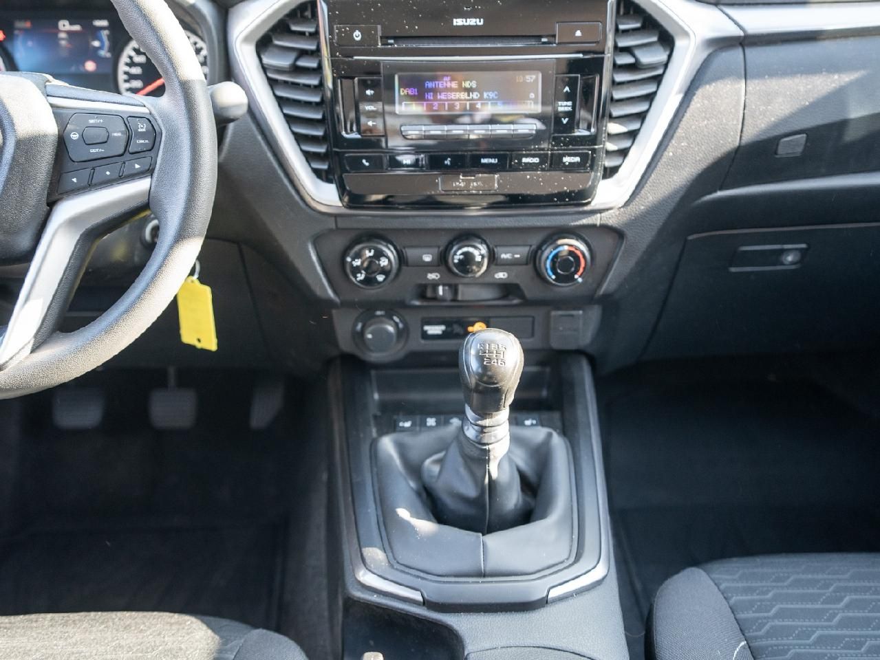 Fahrzeugabbildung Isuzu D-Max Double Cab 4WD LS mit Seilwinde