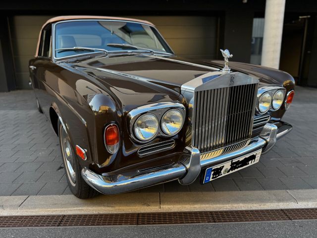 Rolls-Royce Corniche Cabriolet V8|LEDER|AC|GRA|CHROM|SAMMLER