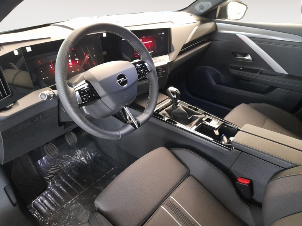Fahrzeugabbildung Opel Astra 1.2 Turbo GS (L) LED-Matrix