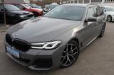 BMW 540d Tour. xDrive M Sportpaket +Panoramad.+H&K - : Allradantrieb, Kombi