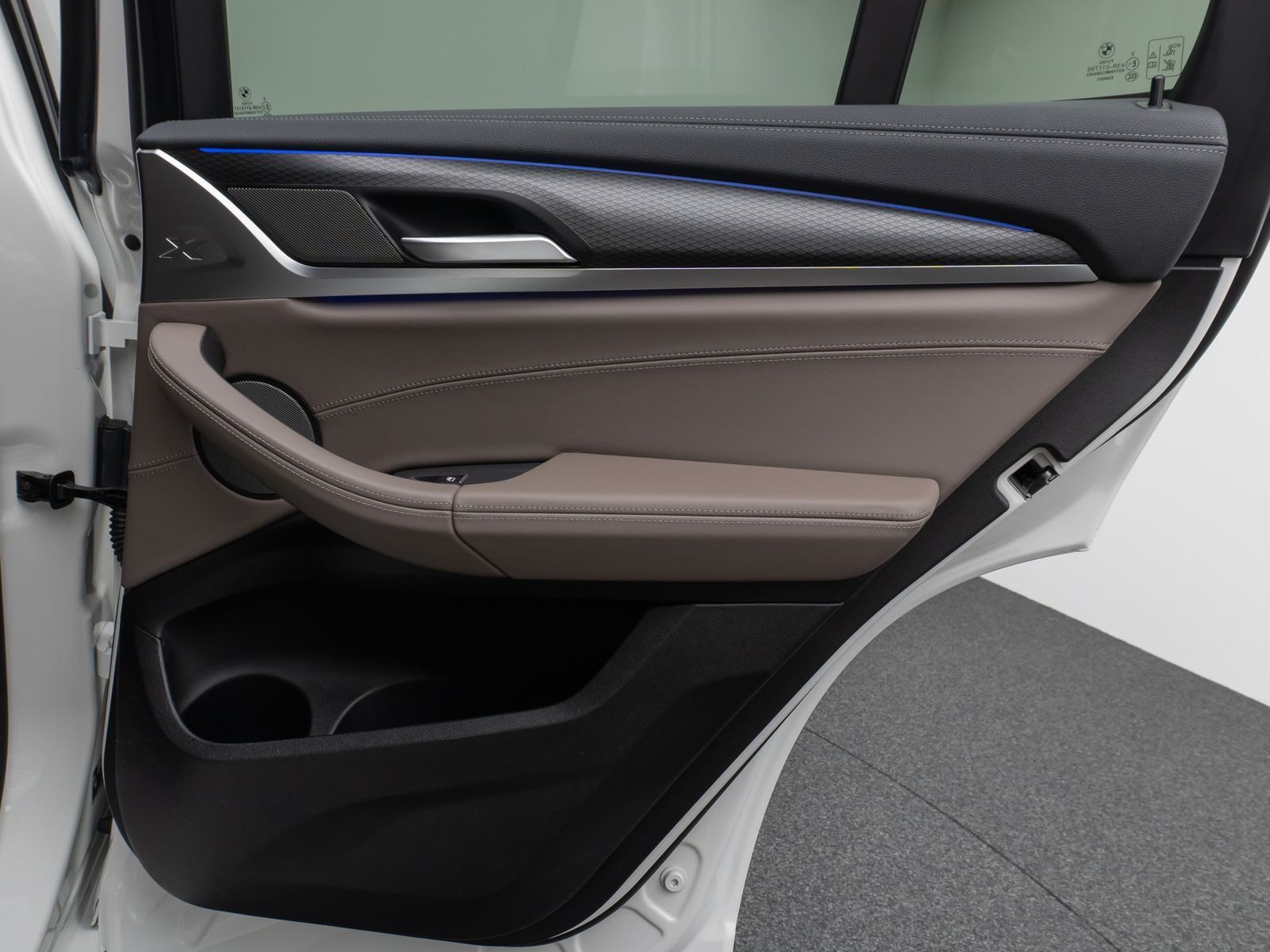 Fahrzeugabbildung BMW X3 M Competition Kamera HUD DAB H/K AHK 21Zoll