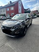 Peugeot 5008 PureTech 130 EAT6 Allure Allure - Peugeot 5008 mit Benzin-Antrieb: 1.6