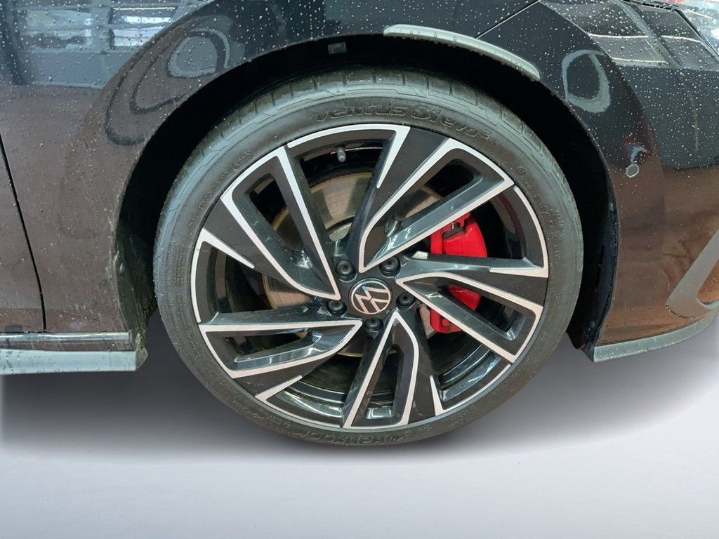 Volkswagen Golf - Bild 9