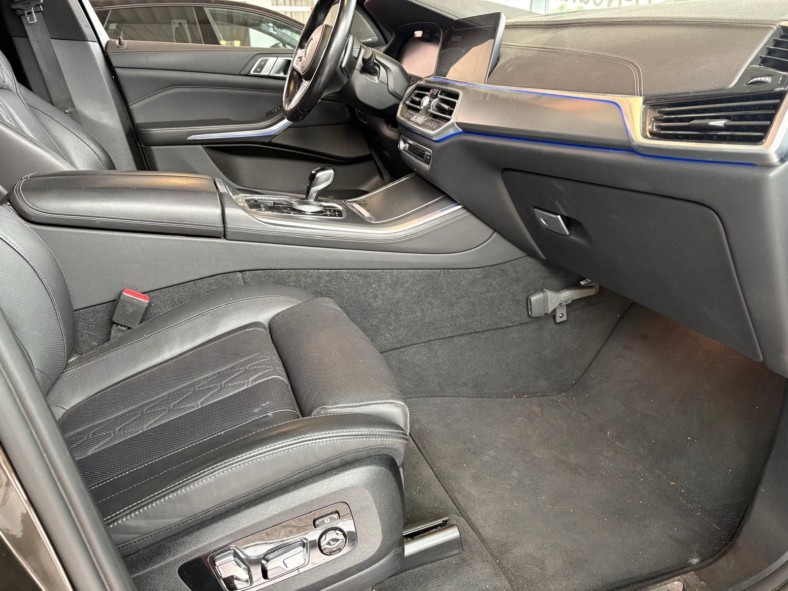 Fahrzeugabbildung BMW X5 xDrive 40 d M Sport