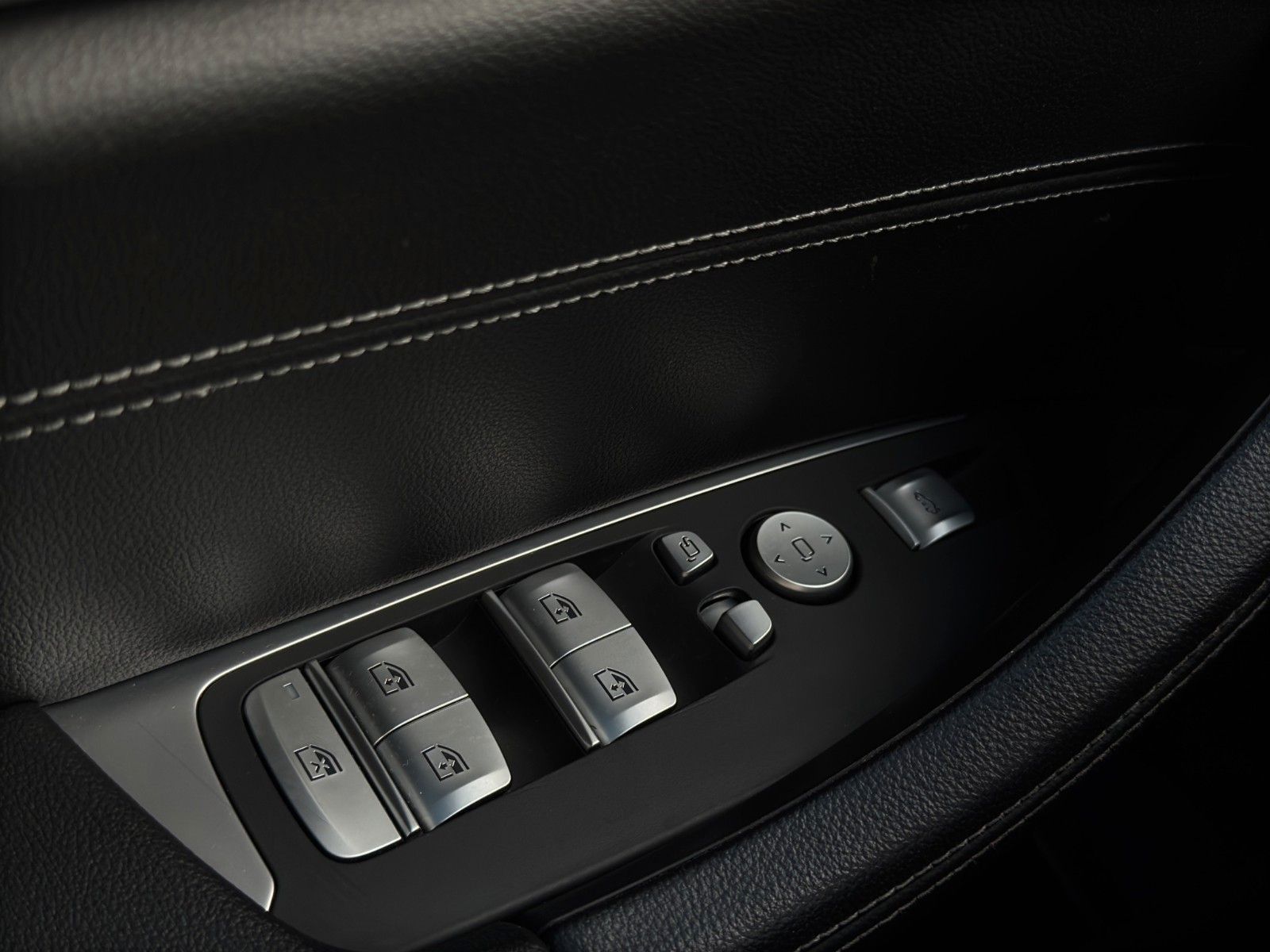 Fahrzeugabbildung BMW X3 M40i Pano/HUD/Bhz.Sport.Lenkrad/Elektr.Sitze