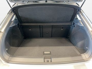 Volkswagen T-Roc - 12