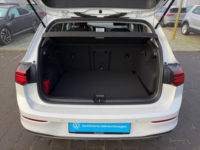 Golf 8 VIII Move 1.5 eTSI AHK-klappbar El. Panod