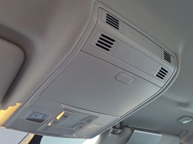 Golf Sportsvan Highline 1.4 TSI Aut. Xenon Navi