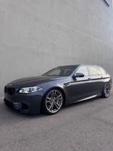BMW M550d xDrive Touring M5 Paket LED NBT EVO 