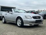 Mercedes-Benz SLK 200 Leder/Klima/Automatik/8-Fach bereift/TÜV - Mercedes-Benz SLK 200 Gebrauchtwagen in Köln