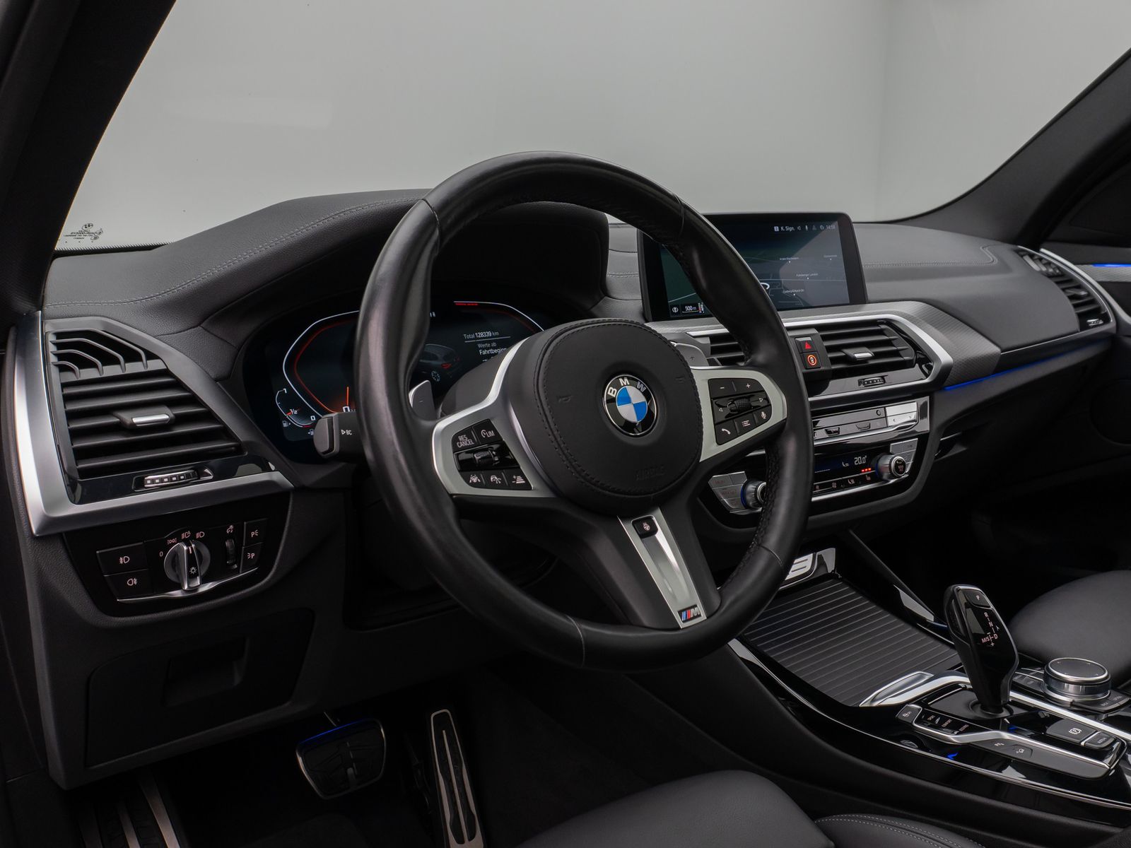Fahrzeugabbildung BMW X3 M40i Panorama Kamera HUD DAB HiFi AHK Komfort