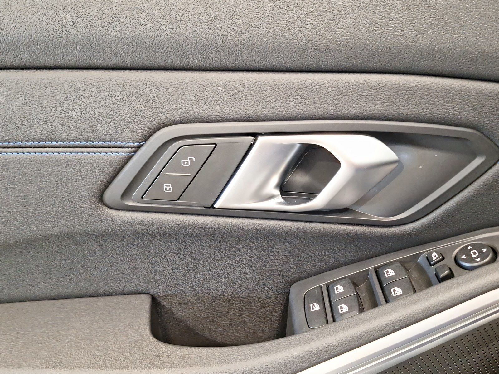 BMW 318 - Bild 16