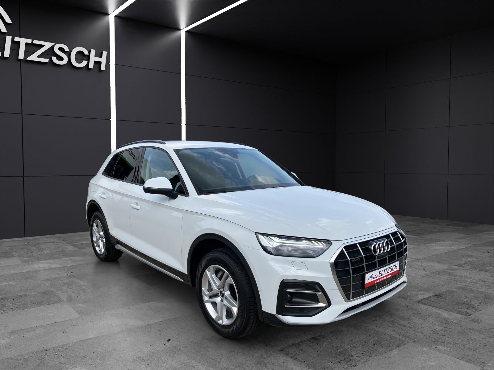 Fahrzeugabbildung Audi Q5 40 TFSI quattro advanced