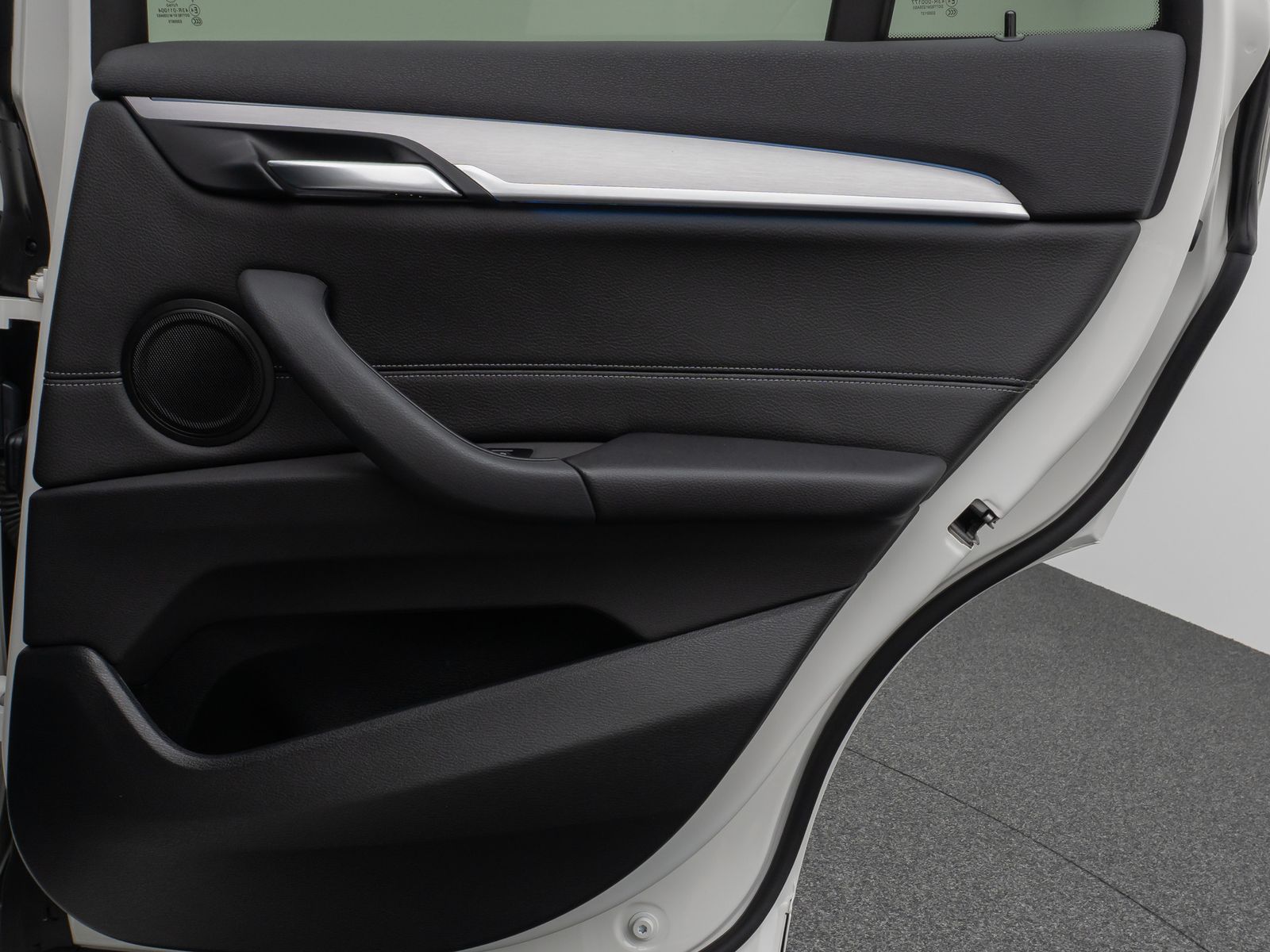 Fahrzeugabbildung BMW X1 xD25e M Sport Kamera HUD Stop&Go AHK Komfort