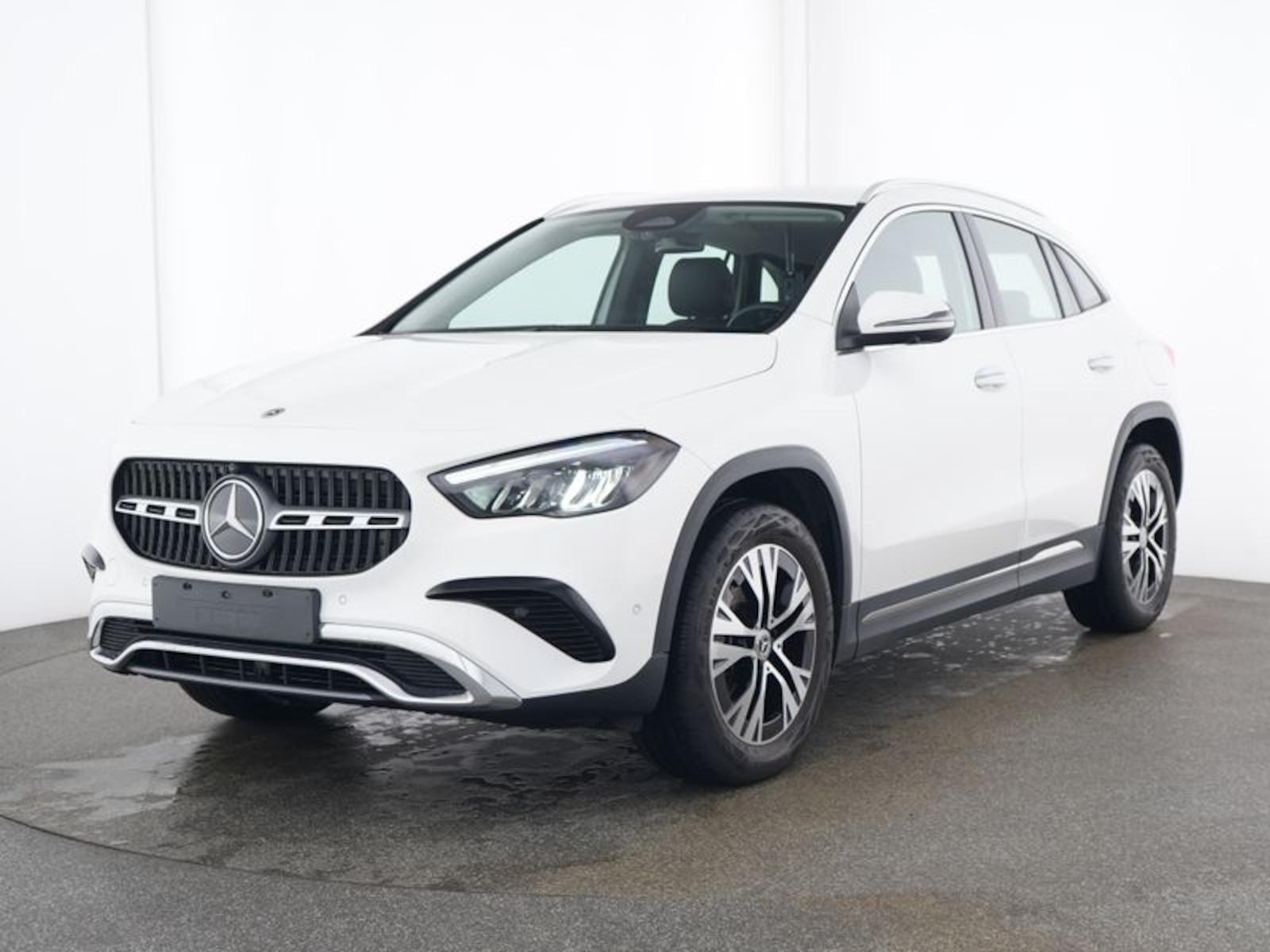 Mercedes-Benz GLA 200 Progressive*AHK*360°-Kamera*