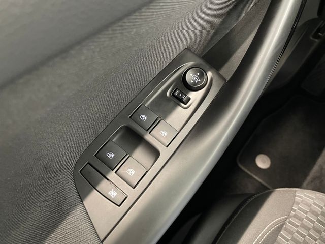 Astra K Dynamic 1.0 Turbo NAVI TEMPOMAT