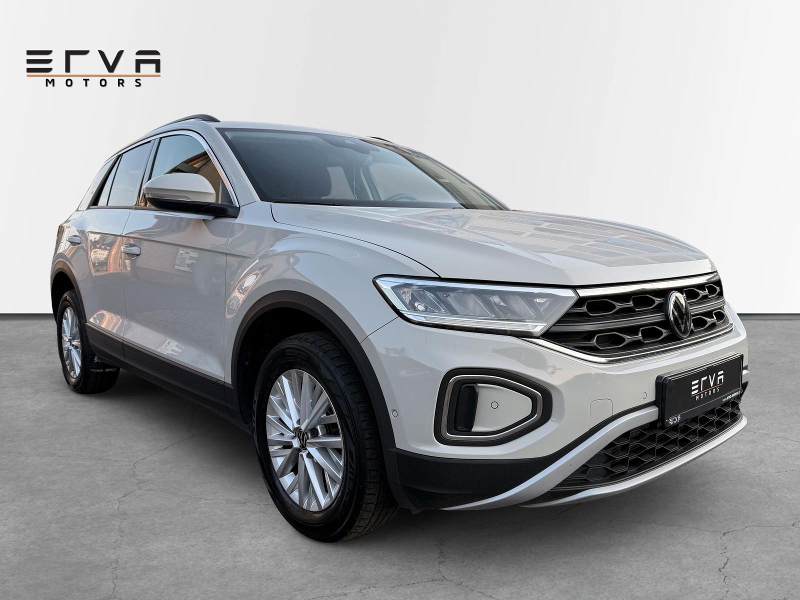Volkswagen T-Roc 2.0 TDI Life DSG | Rear View
