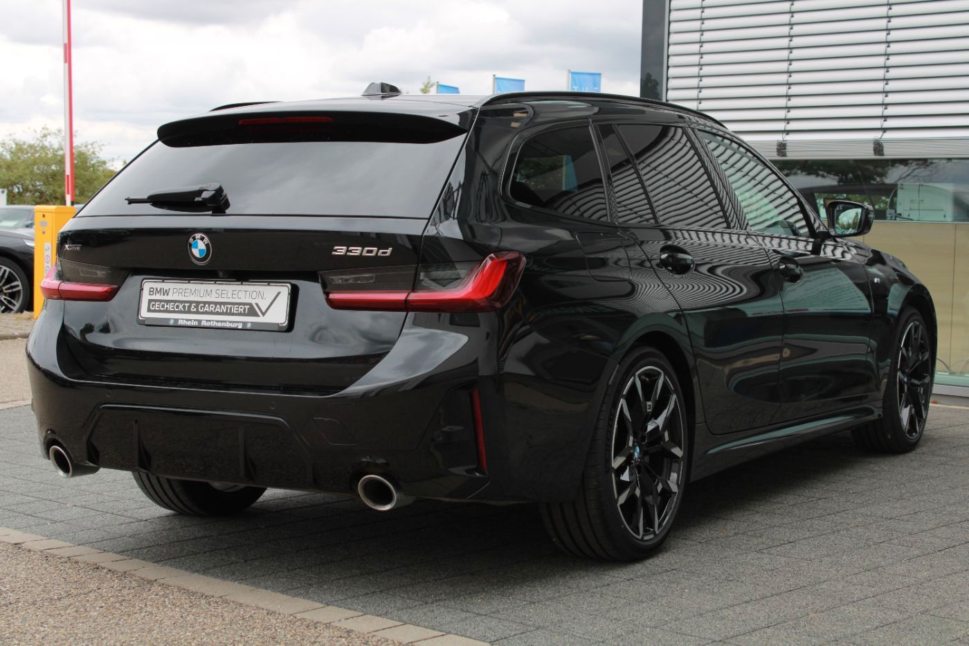 BMW 330d xDrive Touring M Sport Navi Inno ACC Cam foto 4