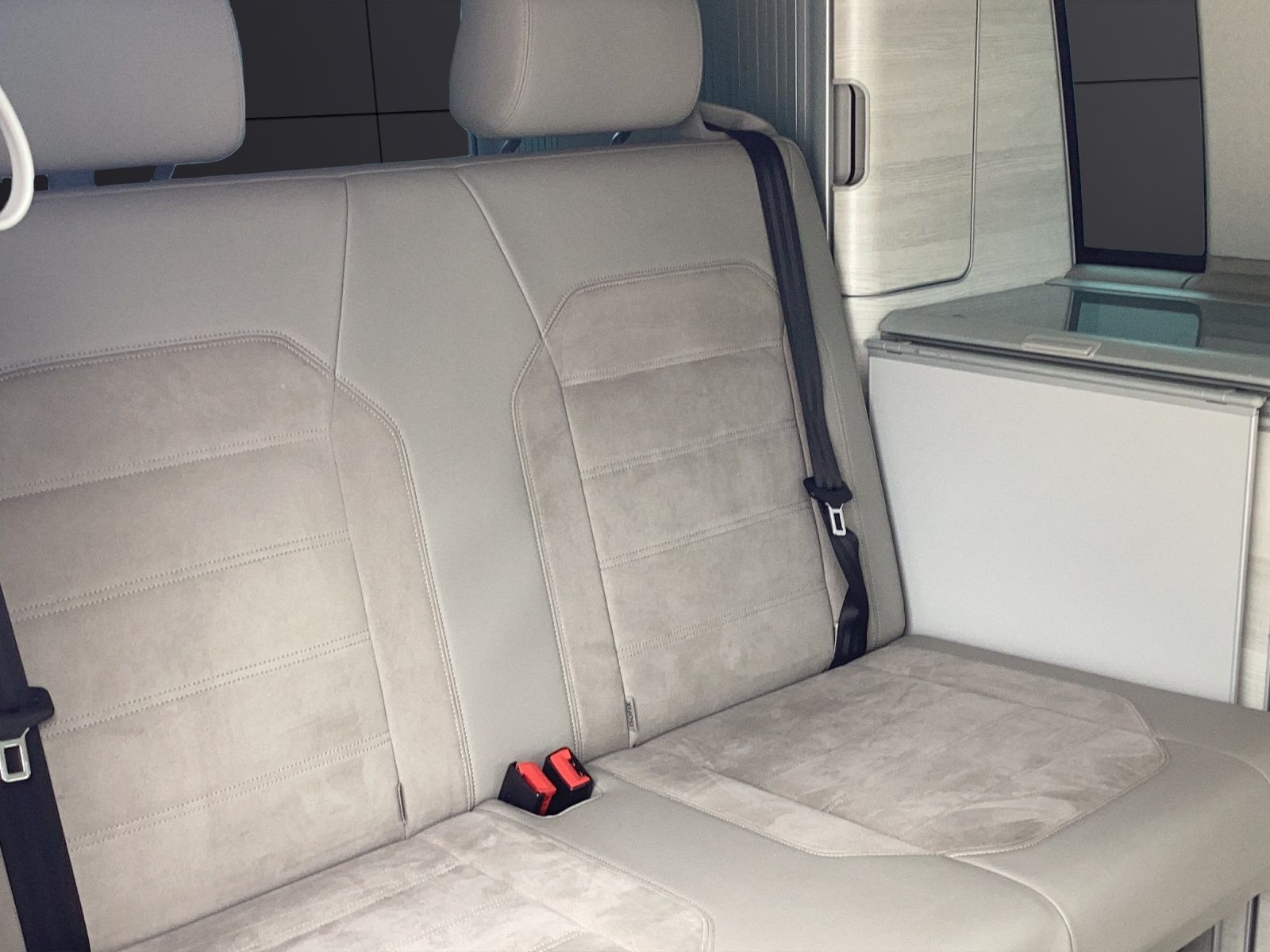 Fahrzeugabbildung Volkswagen T6 California TDI DSG OCEAN STH LED NAVI ACC RFK