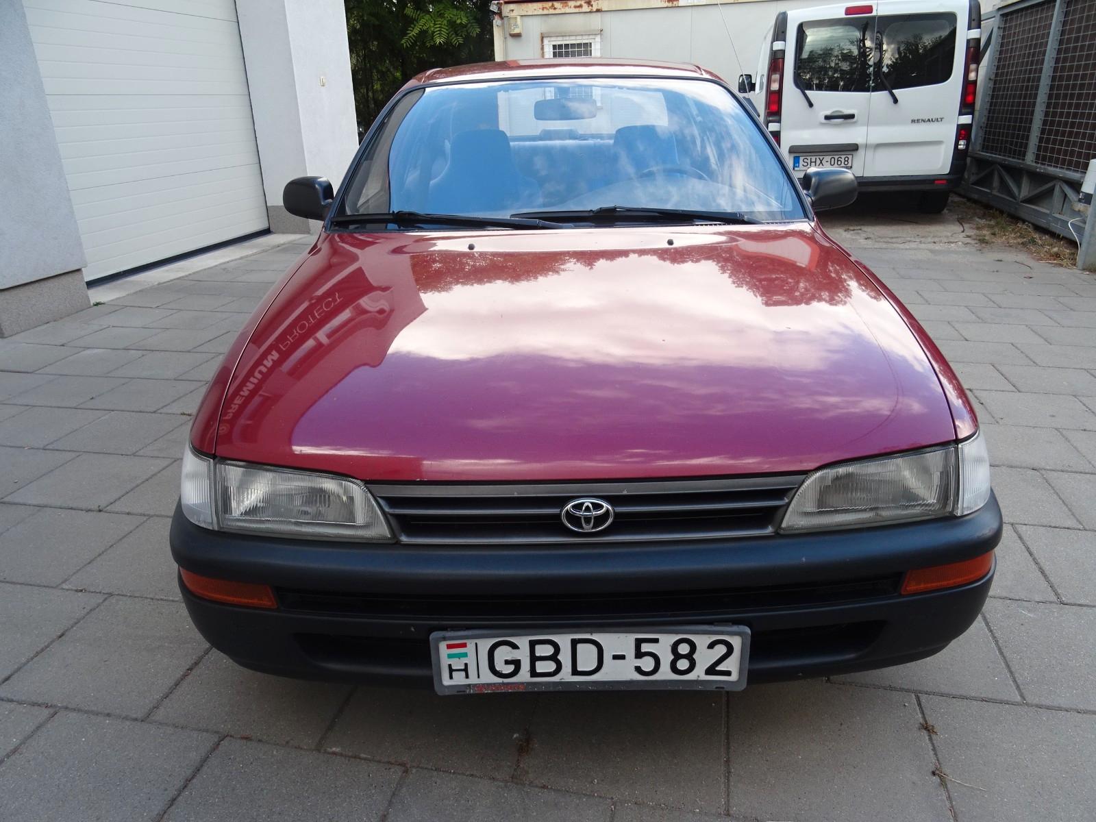 Toyota Corolla benzin