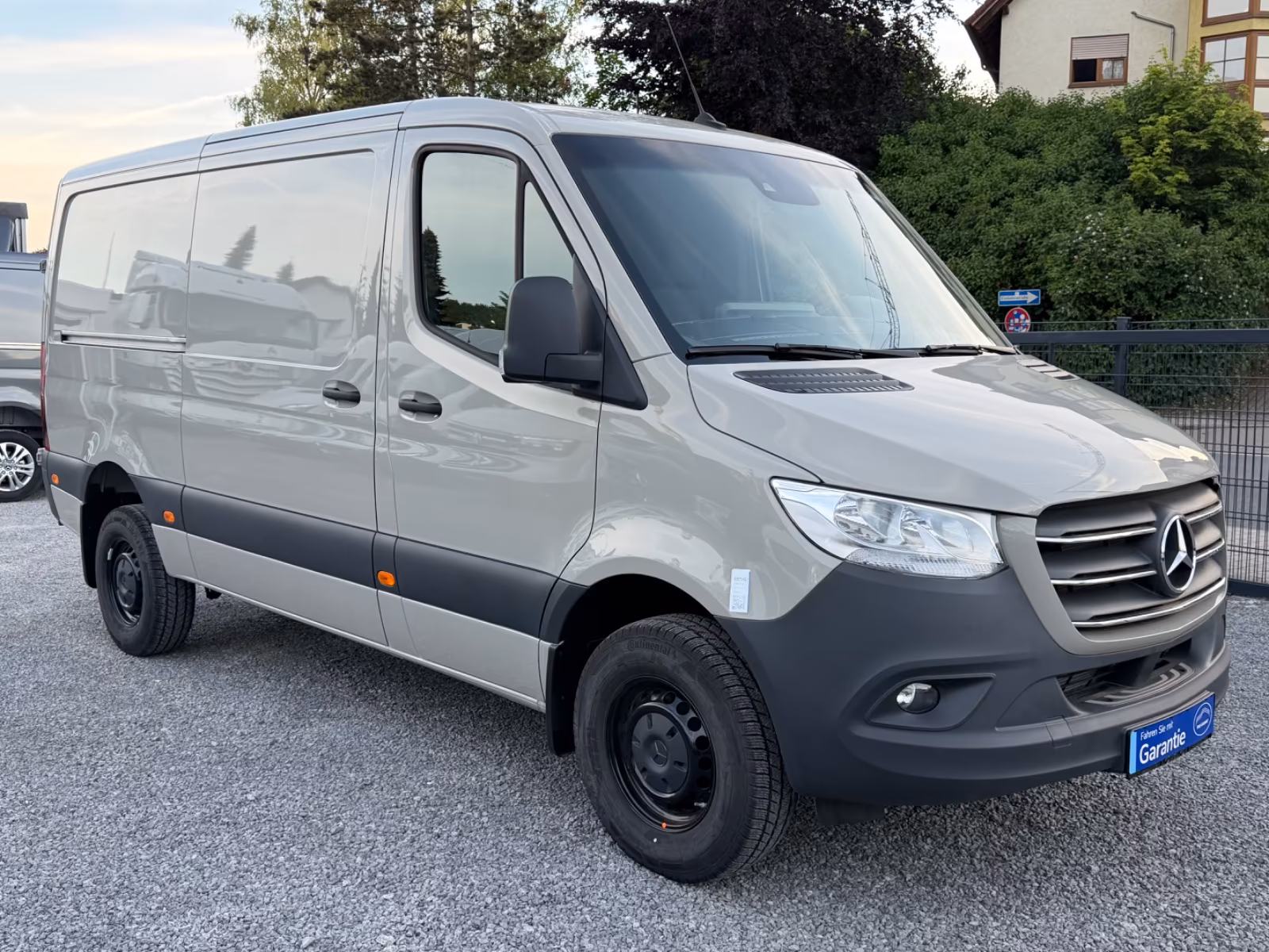 Mercedes-Benz SPRINTER 317CDI KLIMA NAVI KAMERA TEMPOMAT SHZ
