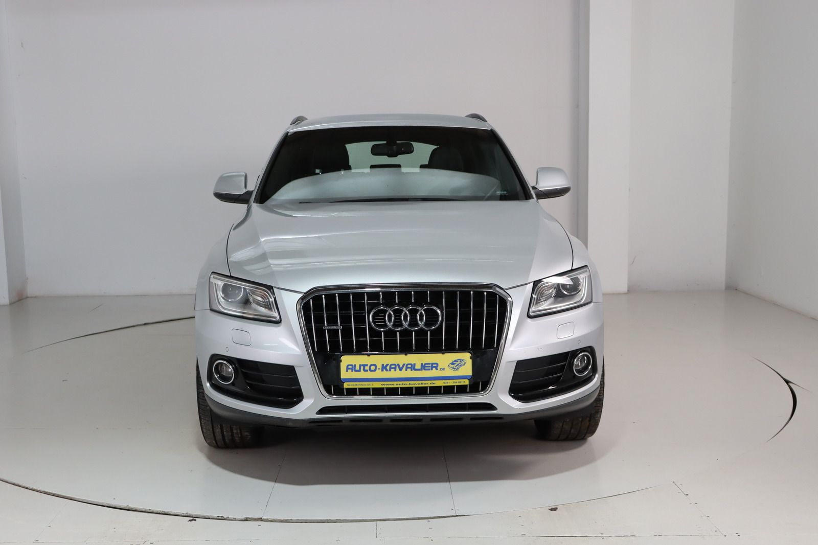 Fahrzeugabbildung Audi Q5 3.0 TDI quattro S- line * Bi- Xe