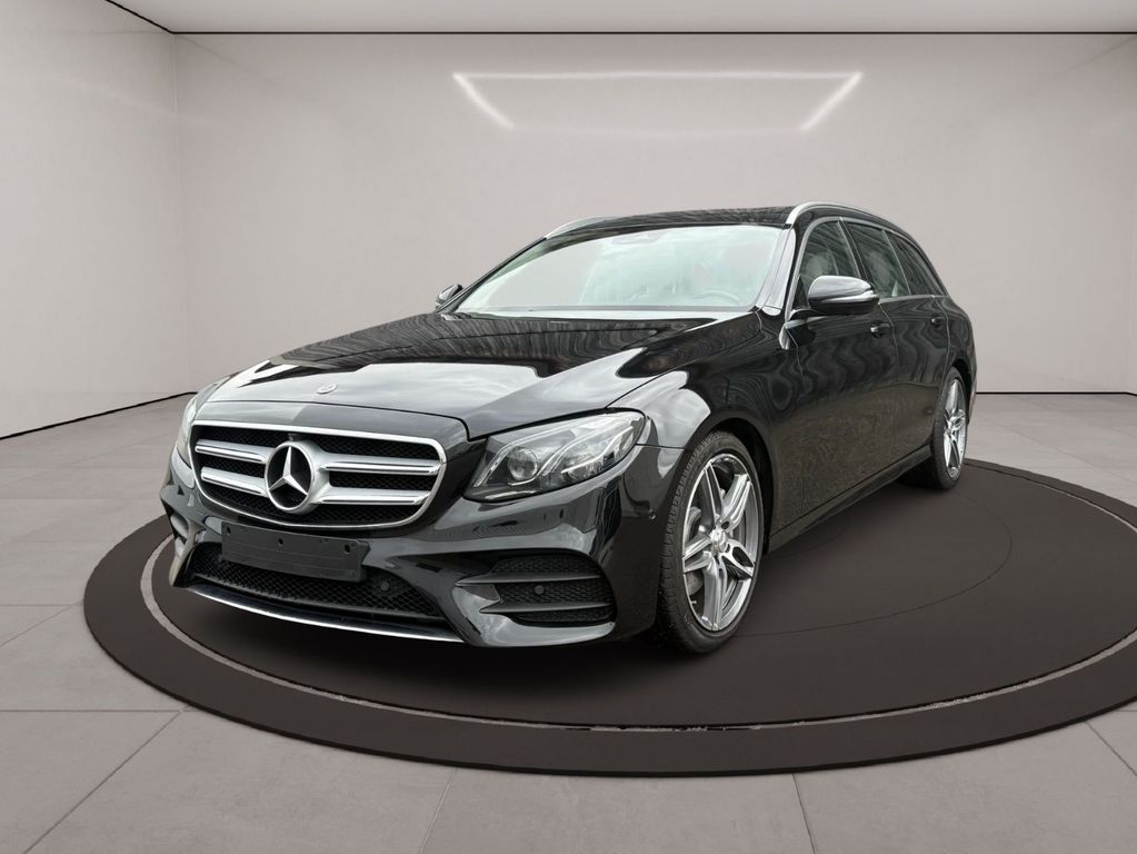 Image of Mercedes-Benz E 220