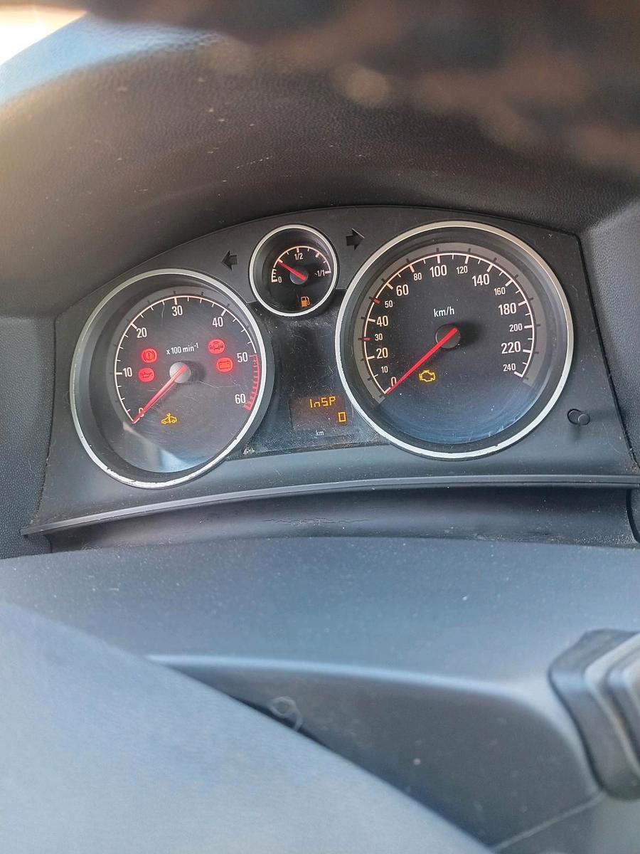 Opel Astra 2008 — photo 5