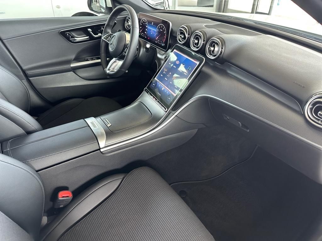 Fahrzeugabbildung Mercedes-Benz C 180 T Avantg. Totwi. Navi LED SHZ Memo Ambie.