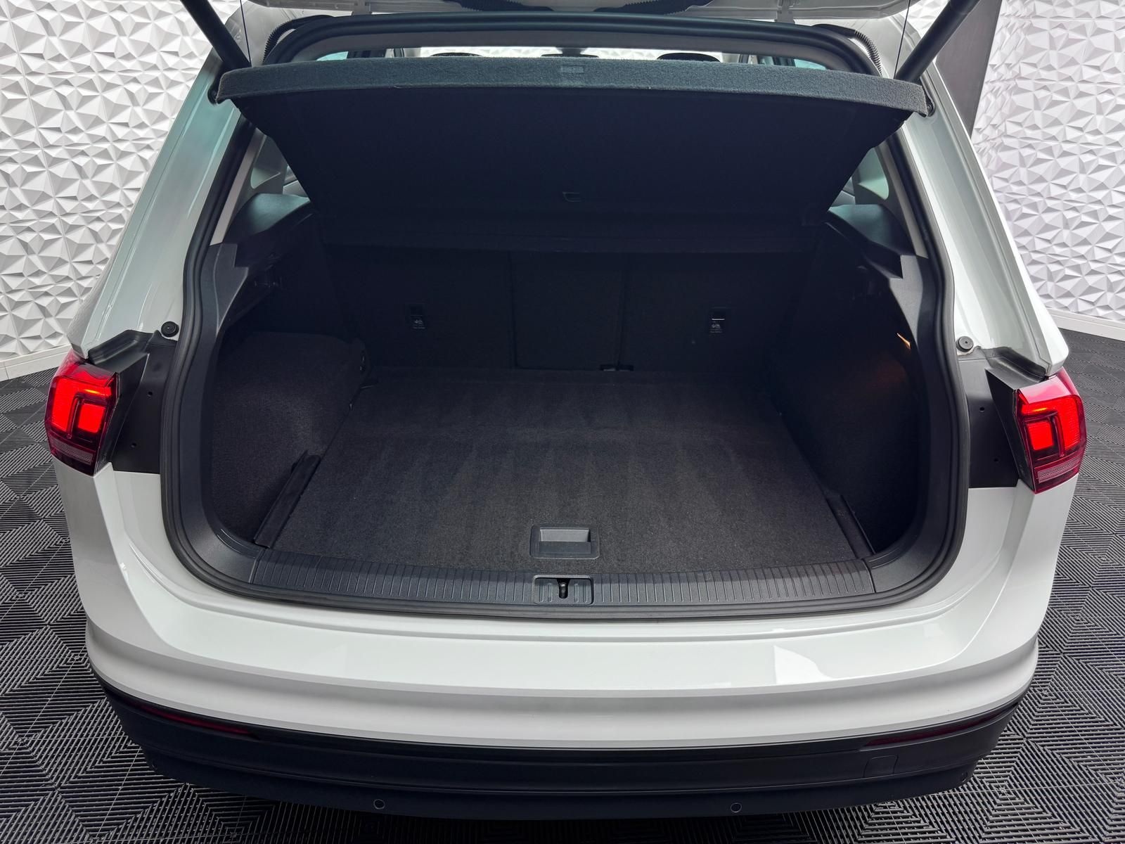 Fahrzeugabbildung Volkswagen 2.0 TSI*STANDHEIZUNG*AHK*4MOTION*LED*RCAM*DSG