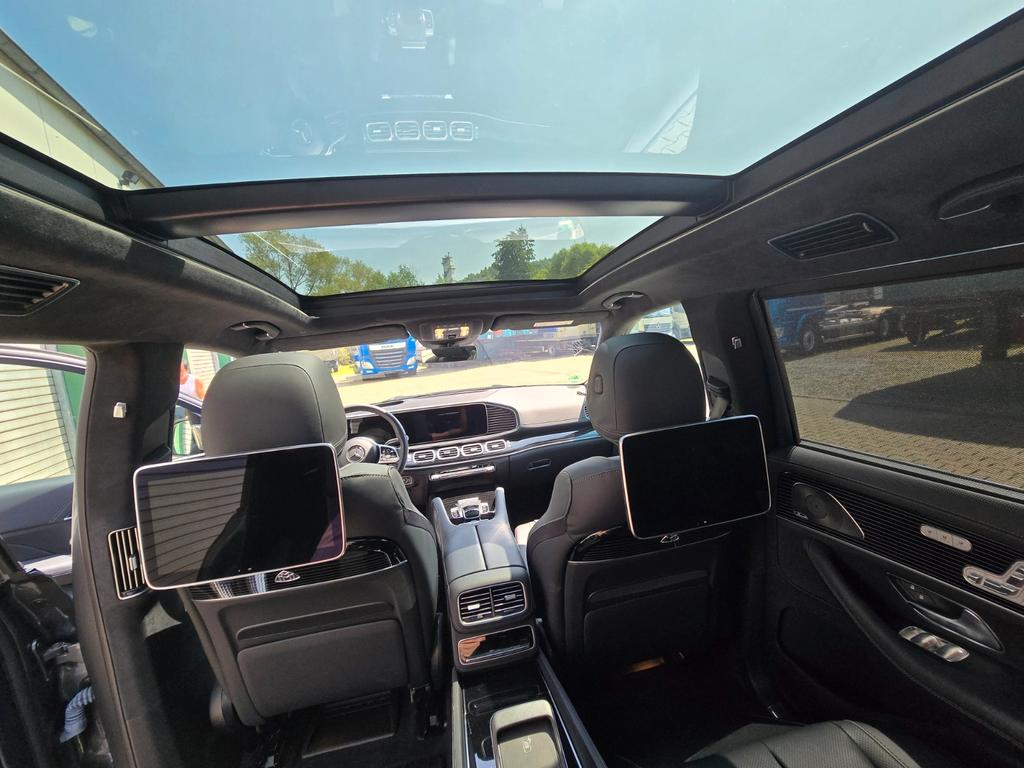 Mercedes-Benz GLS 600