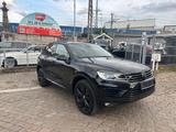 Volkswagen Touareg V6 TDI R-Line/AUTOMATIK/NAVI/XENON/360 K - Volkswagen: R36